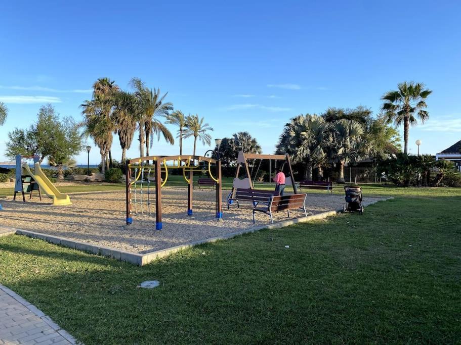 Vive Vera Rentals - Atico En 1º Linea Con Vistas Al Mar Luaran gambar